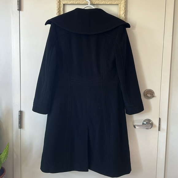 COLE HAAN | Black Trench Coat with Notched Lapel - Picture 11 of 16